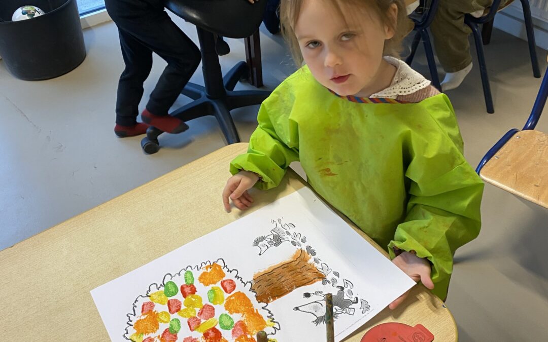 Blaadjes vallen van de bomen !