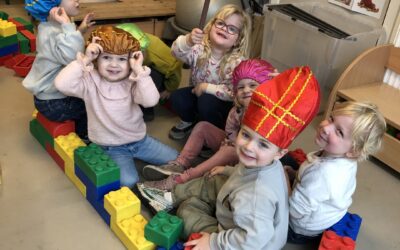 Zie ginds komt de stoomboot…